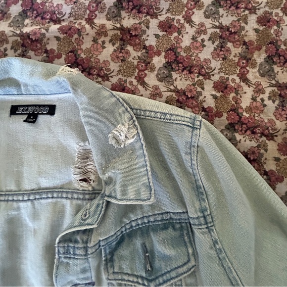 Elwood distressed denim jacket - Picture 4 of 8